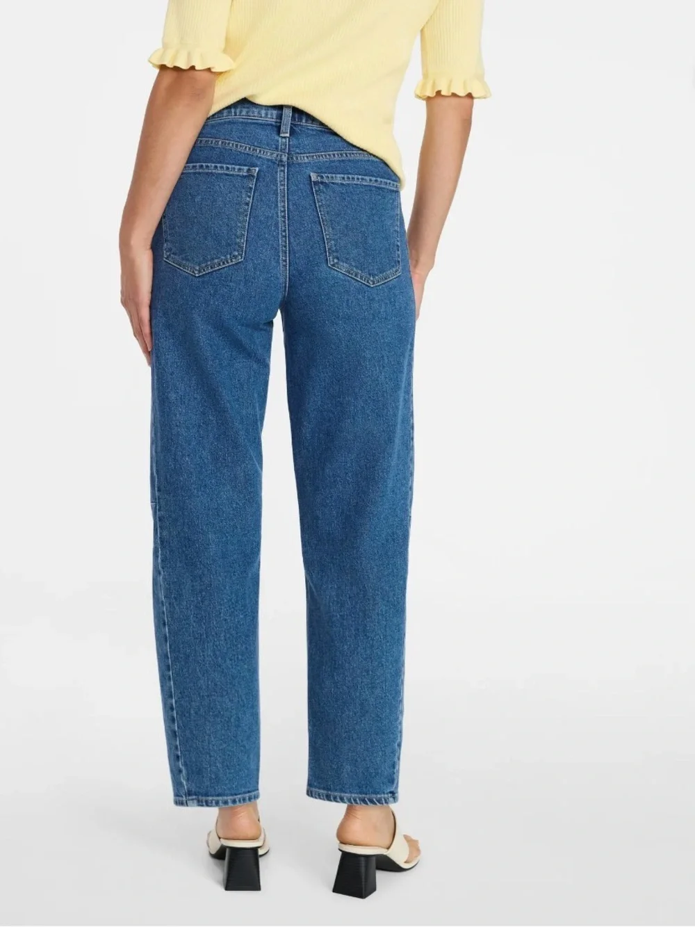 New! Time and Tru High Rise Barrel Leg Jeans Womens Size 18 - Picture 2 of 7